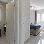 Sea View With Parking - Dina Apartmán