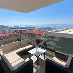 Sea View With Parking - Dina Apartmán
