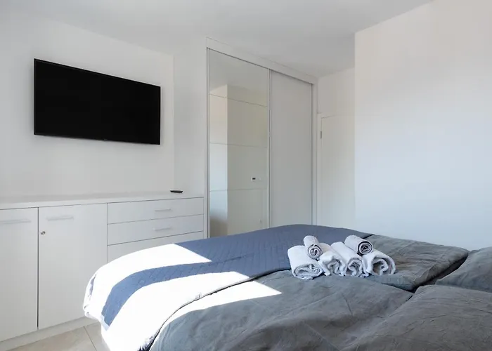 Sea View With Parking - Dina ماكارسكا