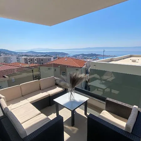 Sea View With Parking - Dina 아파트